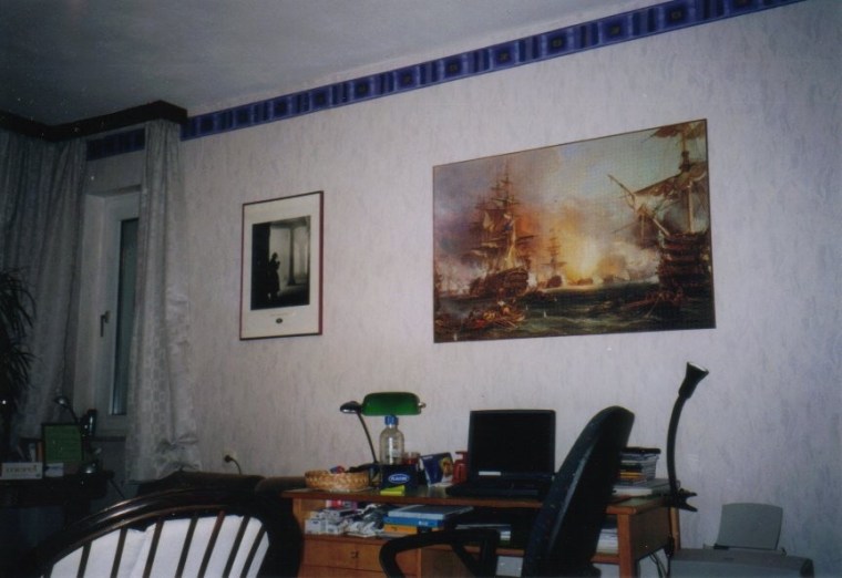 The Battle of Algier, a 6000 pieces puzzle (Ravensburger Games) in Paderborn, Ferdinandstr 67, 1998-2010.